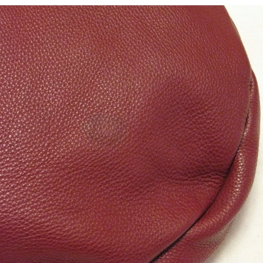 Marc Jacobs Classic Q Hilier Hobo Bag Bordeaux Burgundy Convertible Strap